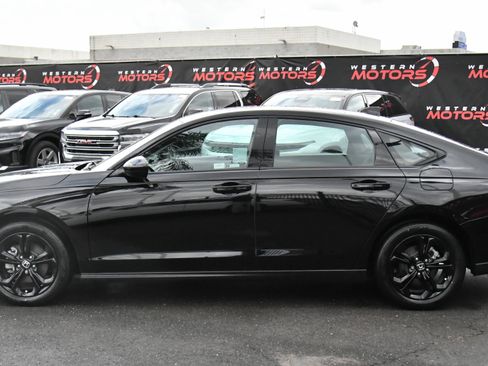 Used 2025 Honda Accord SE image 4