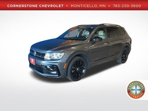Used 2021 Volkswagen Tiguan SE R-Line w/ 3rd Row Seat Package AWD/4WD image 1