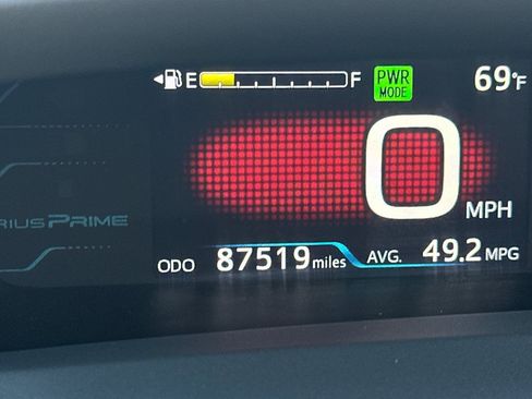 Used 2017 Toyota Prius Prime Plus image 26