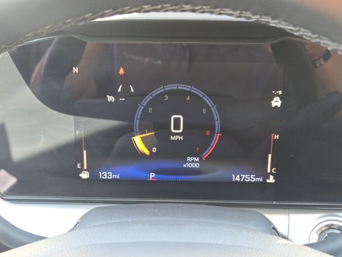 Used 2025 Chevrolet Trax LT w/ LT Convenience Package image 20