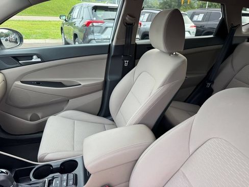 Used 2019 Hyundai Tucson Value w/ Cargo Package AWD/4WD image 7