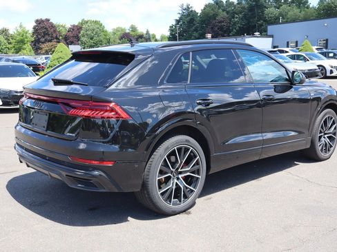 Used 2023 Audi Q8 Premium Plus w/ Premium Plus Package AWD/4WD image 5