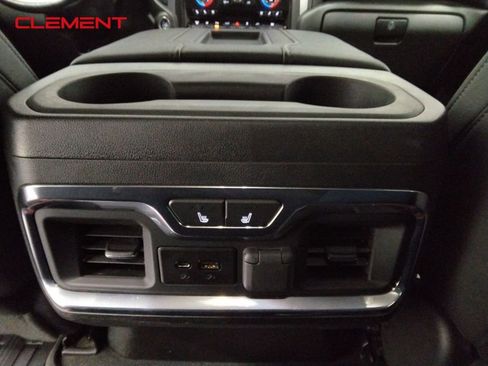 Used 2022 GMC Sierra 2500 SLT w/ SLT Convenience Package image 30