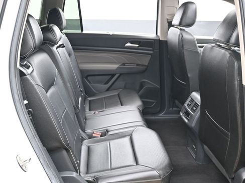 Used 2023 Volkswagen Atlas SE w/ Panoramic Sunroof Package AWD/4WD image 35