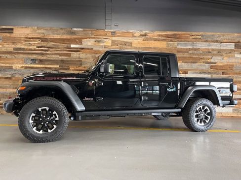 New 2026 Jeep Gladiator Rubicon w/ Steel Power Dome Hood Package image 15