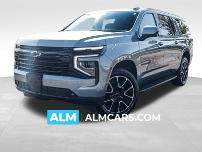 Used 2025 Chevrolet Suburban RST