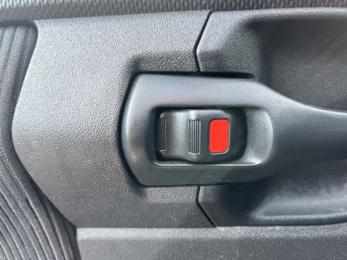 Used 2012 Scion xB FWD image 24