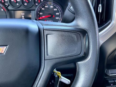 Used 2020 Chevrolet Silverado 2500 Custom w/ Custom Value Package AWD/4WD image 26