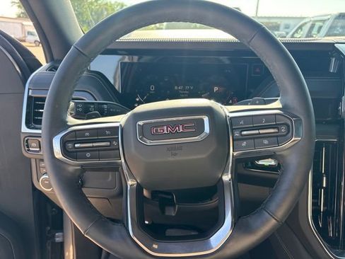 Used 2026 GMC Yukon Elevation AWD/4WD image 12