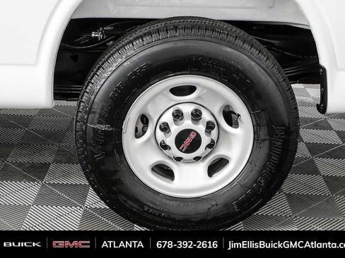 New 2025 GMC Savana 2500 w/ Driver Convenience Package image 30