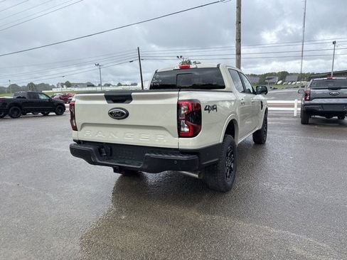 New 2025 Ford Ranger Lariat w/ Black Appearance Package image 35