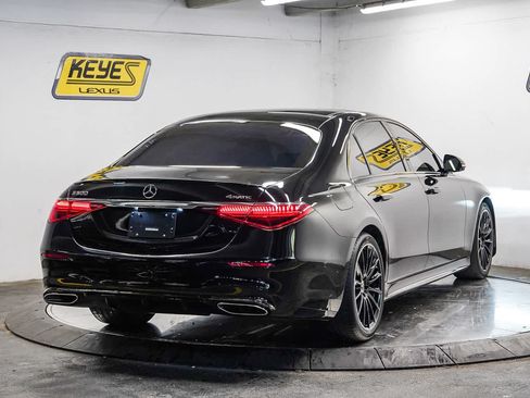 Used 2023 Mercedes-Benz S 500 4MATIC w/ AMG Line image 4