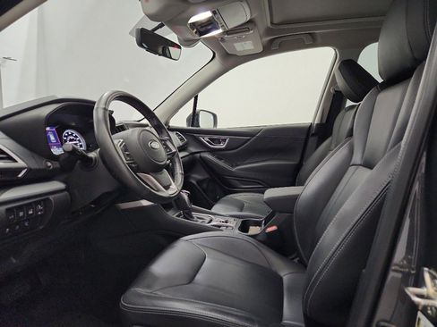 Used 2020 Subaru Forester Limited w/ Popular Package #3 image 6