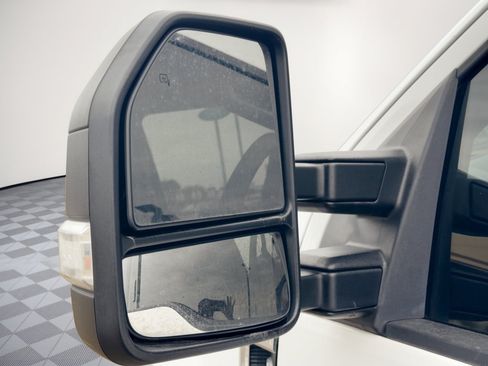 Used 2018 Ford F250 XLT AWD/4WD image 24