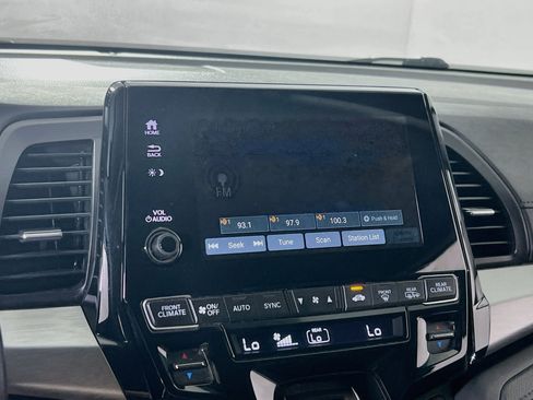 Used 2023 Honda Odyssey EX-L image 14