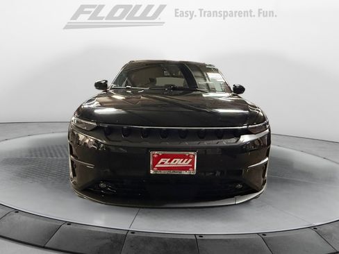 Used 2024 Jeep Wagoneer Launch Edition image 3