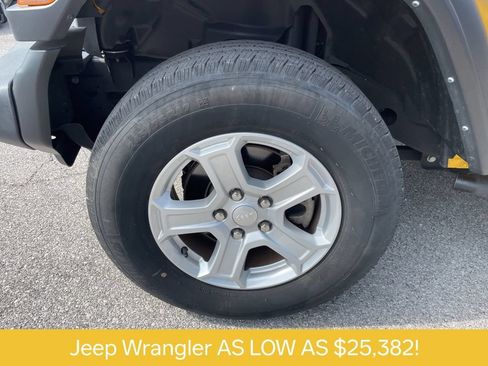 Used 2021 Jeep Wrangler Sport AWD/4WD image 37