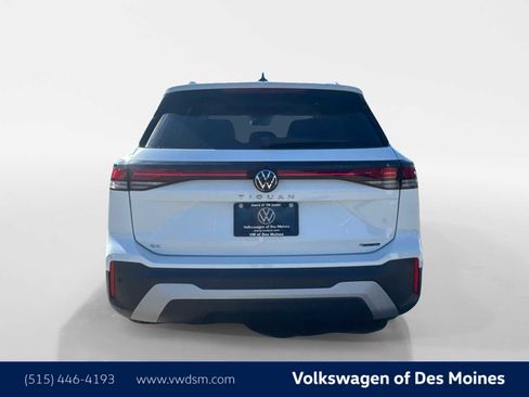 New 2026 Volkswagen Tiguan SE image 5
