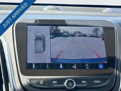 Used 2024 Chevrolet Equinox LT image 17