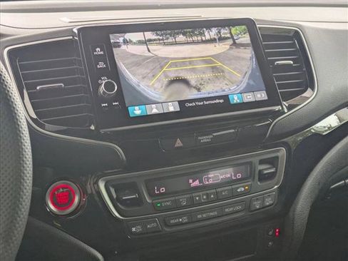 New 2026 Honda Ridgeline Black Edition image 13