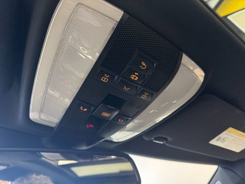 Used 2017 Mercedes-Benz E 400 4MATIC Coupe image 42