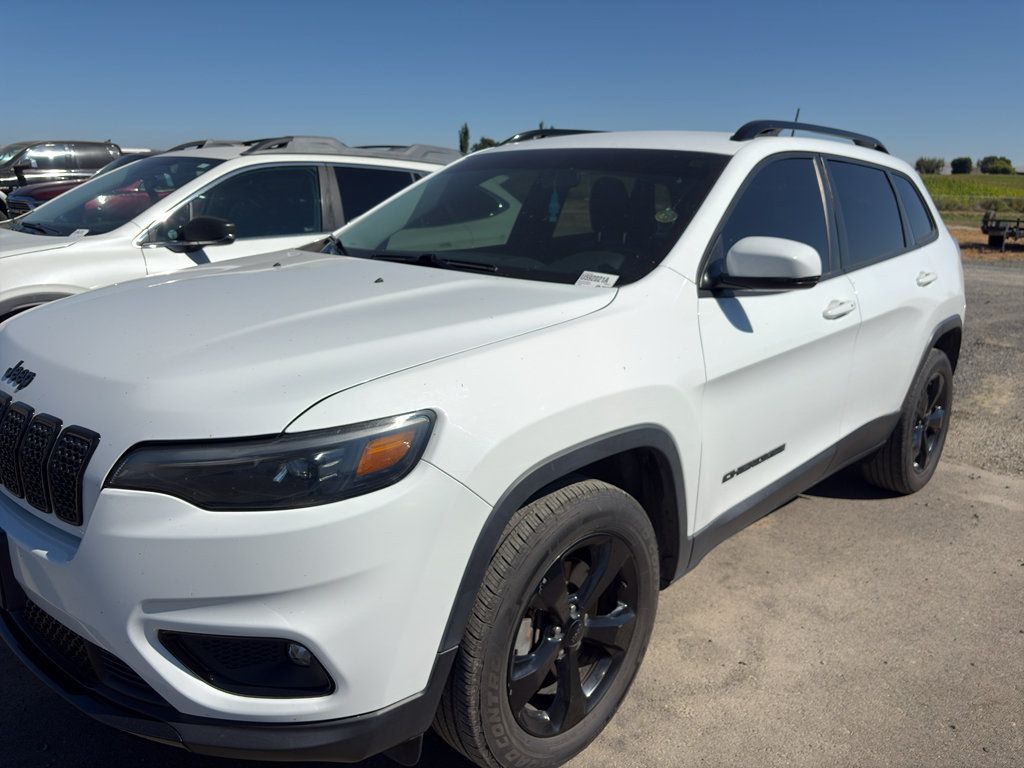 Used 2020 Jeep Cherokee Latitude Plus AWD/4WD image 4