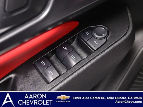 New 2025 Chevrolet Equinox EV RS image 12