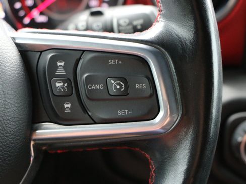 Used 2021 Jeep Wrangler Unlimited Rubicon AWD/4WD image 18