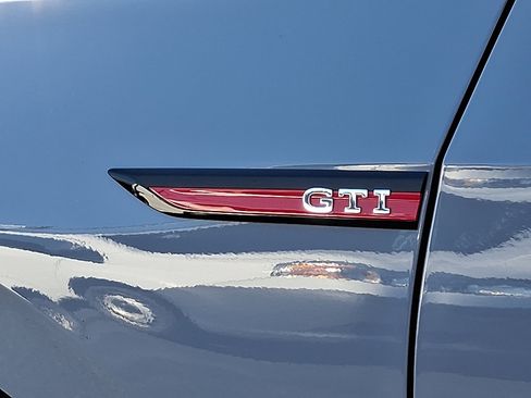 Used 2024 Volkswagen GTI SE image 32