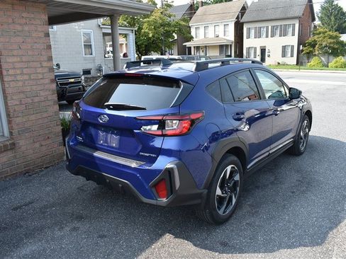 Used 2024 Subaru Crosstrek 2.5i Limited w/ Crosstrek Mirror Package AWD/4WD image 4