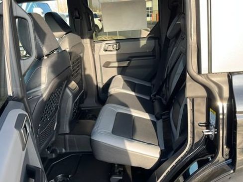 Used 2024 Ford Bronco Black Diamond AWD/4WD image 29