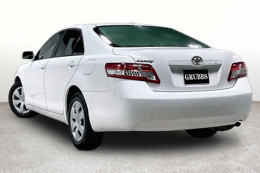 Used 2011 Toyota Camry FWD image 15