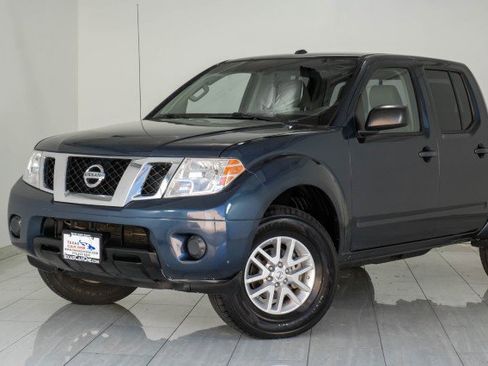 Used 2016 Nissan Frontier SV image 50