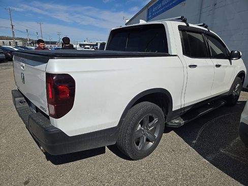 Used 2023 Honda Ridgeline RTL-E image 6