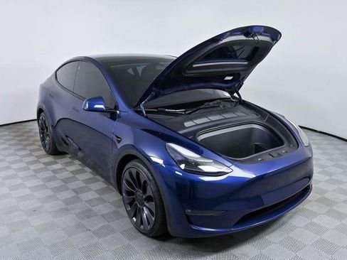 Used 2023 Tesla Model Y Performance AWD/4WD image 32