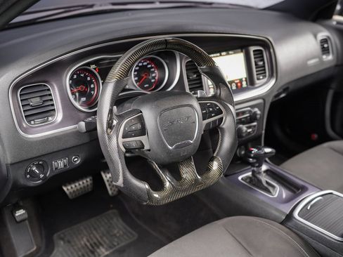 Used 2017 Dodge Charger R/T Scat Pack w/ Beats Audio Group image 19