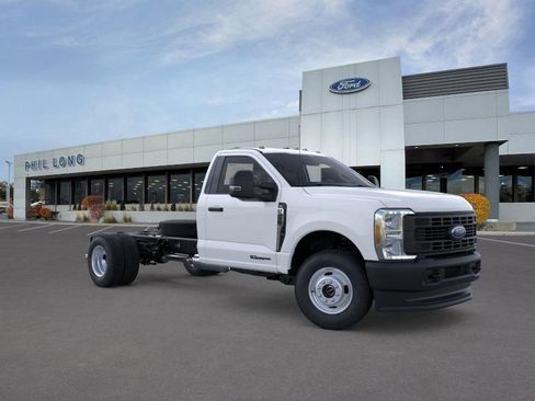 New 2026 Ford F350 XL w/ Snow Plow Prep Package image 7