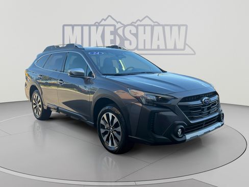 Used 2024 Subaru Outback Touring AWD/4WD image 7