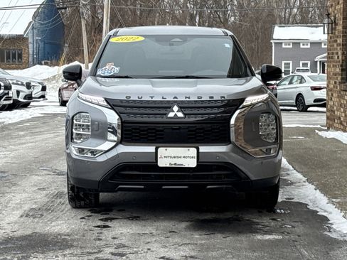 Used 2022 Mitsubishi Outlander SEL Black Edition image 8