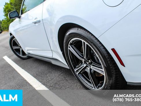 Used 2025 Ford Mustang Premium RWD image 15