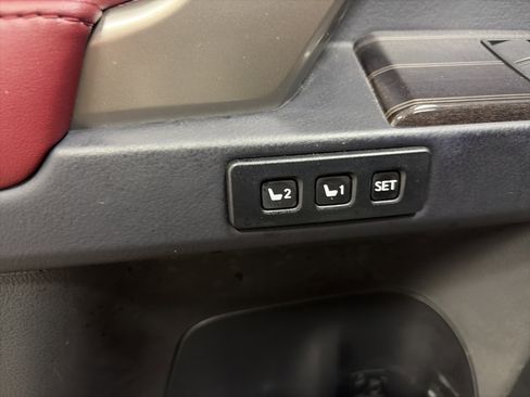 Used 2021 Lexus GX 460 Premium image 28