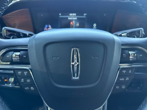Used 2022 Lincoln Navigator L Black Label image 25