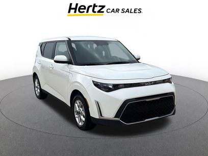 Used 2025 Kia Soul LX w/ LX Technology Package