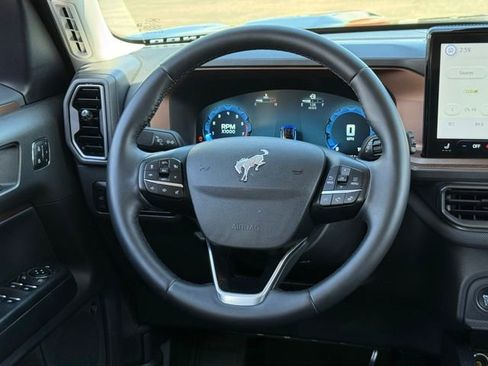 Used 2025 Ford Bronco Sport Outer Banks w/ Outer Banks Tech Package+ AWD/4WD image 6