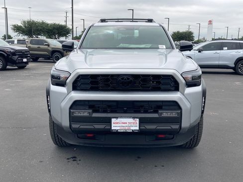 New 2026 Toyota 4Runner TRD Off-Road Premium AWD/4WD image 10