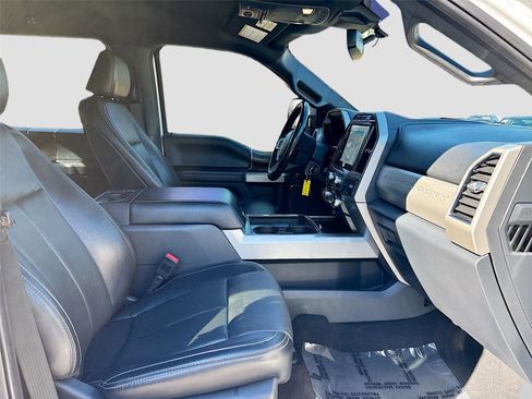 Used 2022 Ford F250 Lariat w/ Lariat Value Package image 29