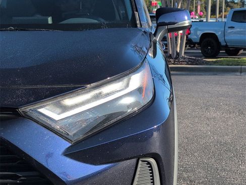 Used 2022 Toyota RAV4 XLE w/ Convenience Package image 34