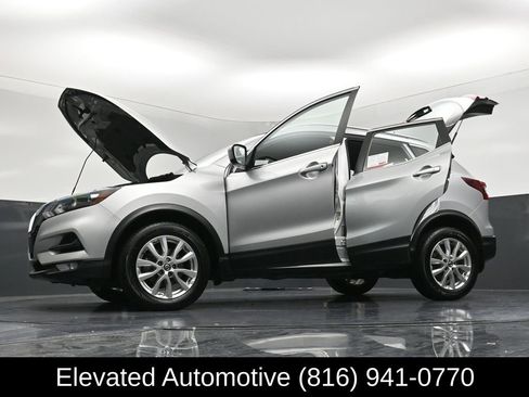 Used 2021 Nissan Rogue Sport SV AWD/4WD image 37