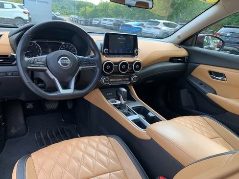Used 2022 Nissan Sentra SV w/ SV Premium Package FWD image 19