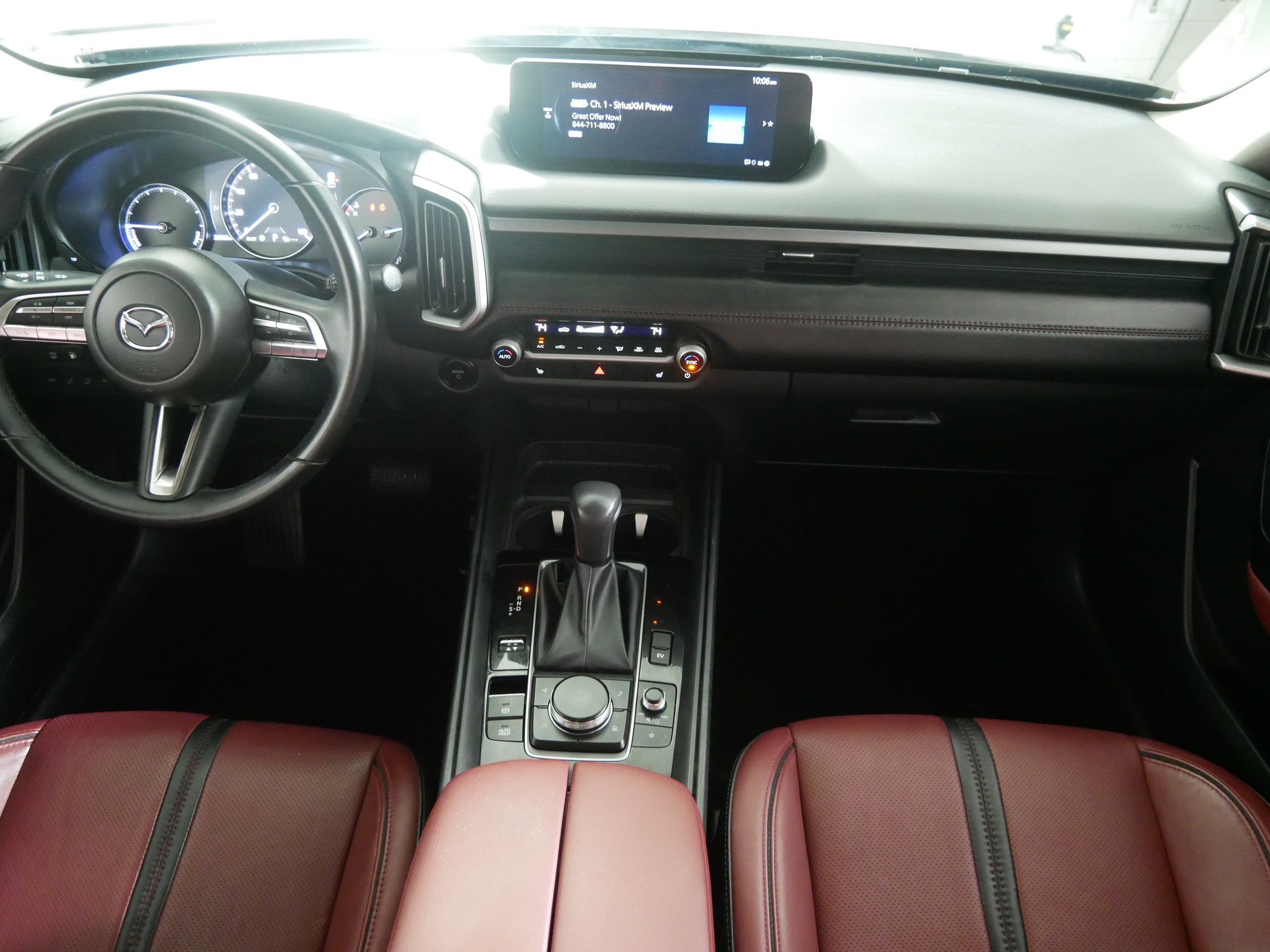 Used 2025 MAZDA CX-50 AWD 2.5 Hybrid w/ Premium Pkg image 10